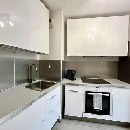 T2 Cosy Avec Parking - Goupama Stadium Ldlc Arena Apartment Decines-Charpieu