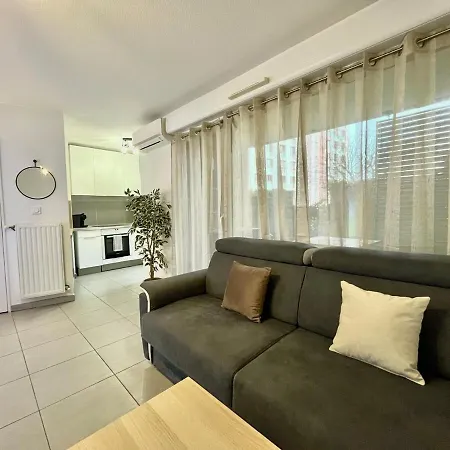 Apartment T2 Cosy Avec Parking - Goupama Stadium Ldlc Arena *